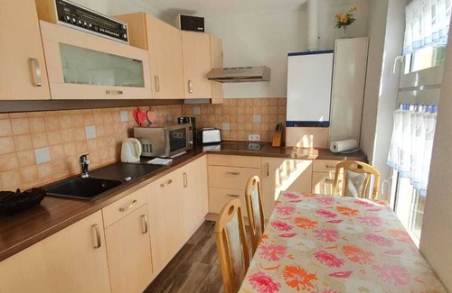 Pankow House | Centrally located vacation home in a garden with a parking space