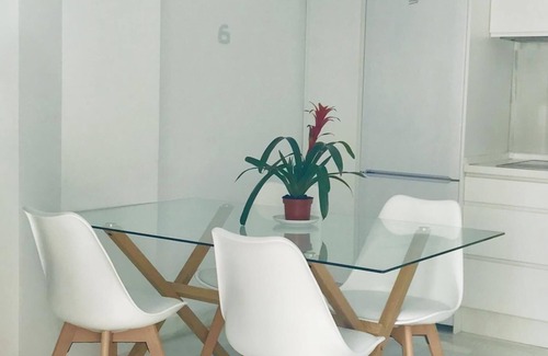 Centro - Sagrario Apartment | Centrally located, with free parking. Modern and spacious apartment.