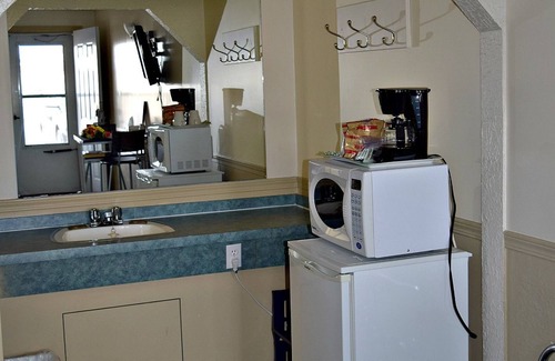 Bonnyville Hotel | Centre Suites Inns Motel