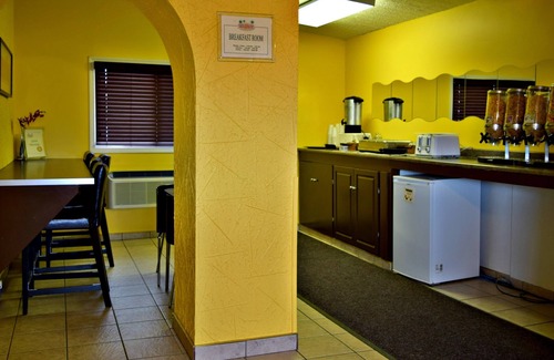 Bonnyville Hotel | Centre Suites Inns Motel