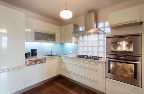 Prague 2 Apartment | Centre, Terrace and Quiet Delux apartment with excellent ❤ Location ❤