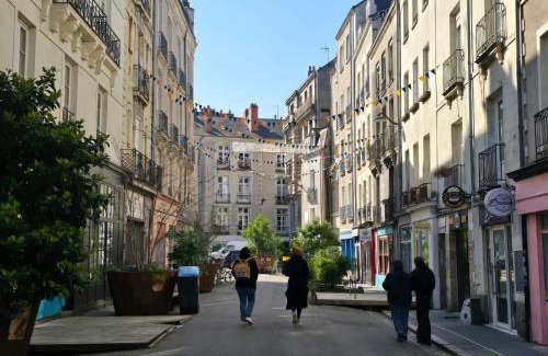 Decre-Cathedrale Apartment | Centre ville Appart T2, 2 à 4 pers, immeuble de caractère