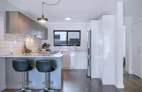 Toowong Apartment | Centro at Toowong Modern Spacious Living with Pool