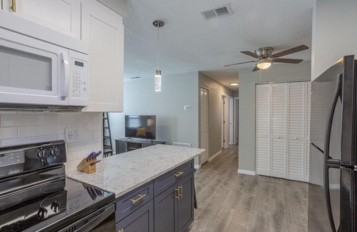 Historic Ybor House | Centro Ybor Glam Duplex- Unit A