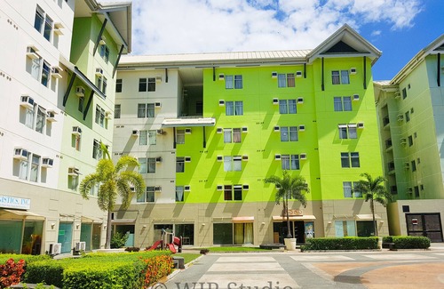 Muntinlupa Condo | Centropolis Deluxe Suite