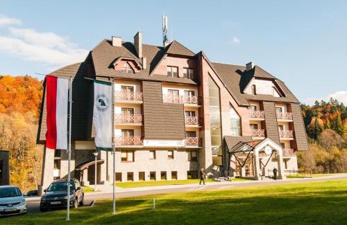Muczne Resort | Centrum Promocji Leśnictwa w Mucznem