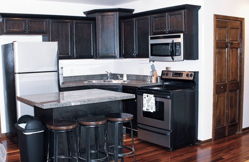 Kewaskum Apartment | Century Cafe Flat
