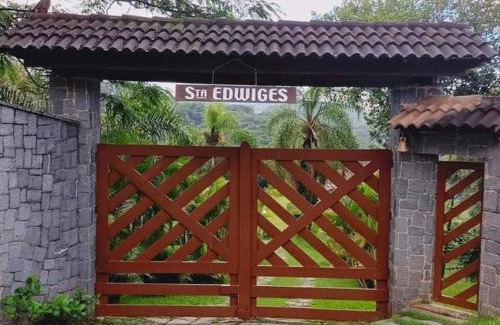 Aruja House | CHÁCARA STA EDWIGES/ARUJA