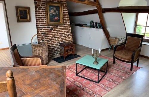 Maisnieres House | Château d'Harcelaines