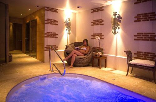 Joue-les-Tours Hotel | Château de Beaulieu et Magnolia Spa, The Originals Relais