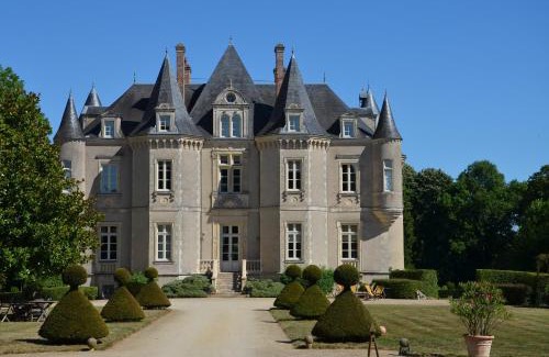 Vallon-sur-Gee House | Château de la Grange Moreau
