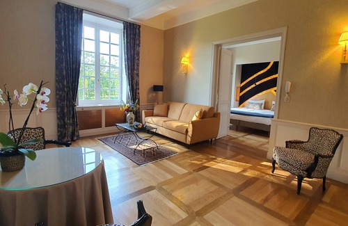 Vault-de-Lugny Hotel | Château De Vault De Lugny