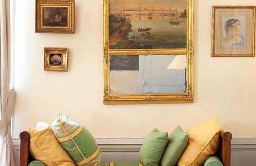 Daon Bed & Breakfast | Château des Lutz