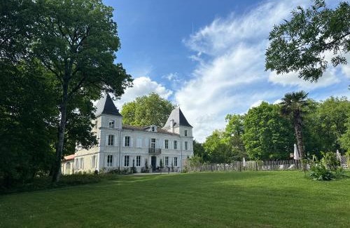 Moncaut Bed & Breakfast | Château Guirotte