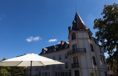 Saint-Cirgues-sur-Couze Bed & Breakfast | Château Les 4 Saisons