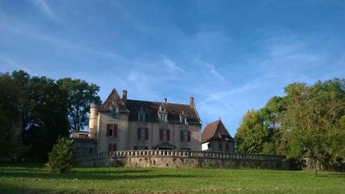 Clairac House | Château Logis de Roche