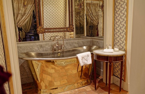 Reugny Hotel | Château Louise de La Vallière