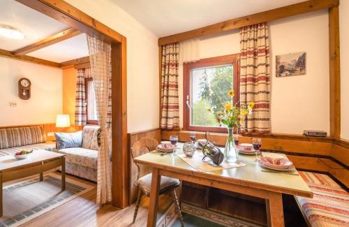 Bad Sankt Leonhard im Lavanttal House | Chalet in Kalchberg near Klippitztörl Ski