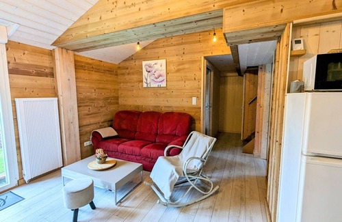 Barbey-Seroux Apartment | Charming lodge in Vosges forest with private parking