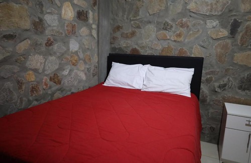 Quives Cabin | Cha'skas Checkta Eco-Lodge