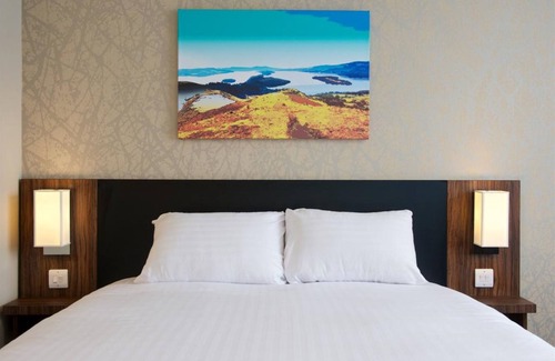 Livingston Hotel | Chain Runner, Livingston by Marston's Inns