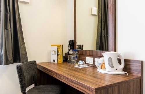 Livingston Hotel | Chain Runner, Livingston by Marston's Inns