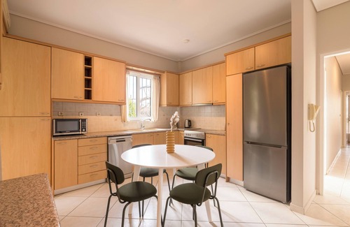 Khalandrion Apartment | Chalandri Living: 3-Bedroom Luxury Apartment