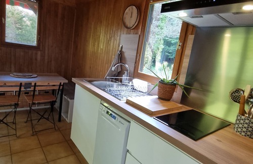 Blanquefort-sur-Briolance Ski Chalet | Chalet house, private heated pool (15/05 to 01/10) at the gateway to the Perigord Noir