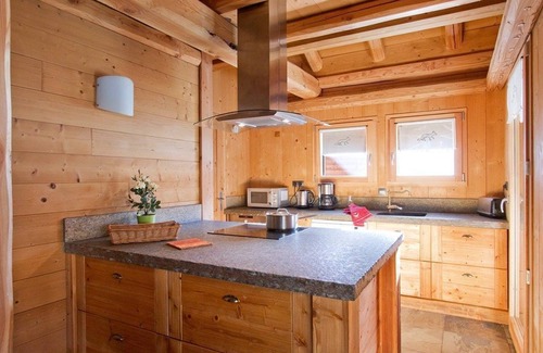 Les Deux Alpes Ski Chalet | Chalet équipé l 200m des Pistes + Piscine Privée