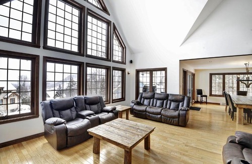 Stoneham Ski Chalet | Chalet 04 Chemin Alpin