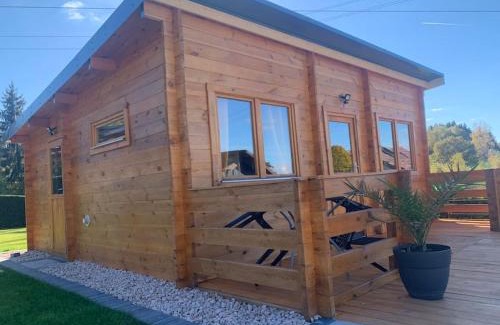 Corcieux Ski Chalet | Chalet 2 personnes avec jacuzzi privatif et piscine saisonnière partagée