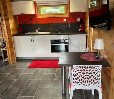 Corcieux Ski Chalet | Chalet 2 personnes avec jacuzzi privatif et piscine saisonnière partagée