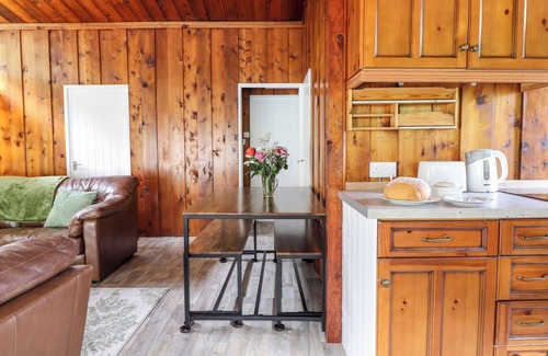 Dinas Mawddwy Cottage | CHALET 2, pet friendly, character holiday cottage in Dinas Mawddwy
