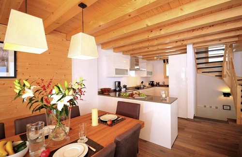 Heremence Ski Chalet | Chalet, 350m from shops, balcony, fireplace or stove, parking, tv, 150m², Thyon