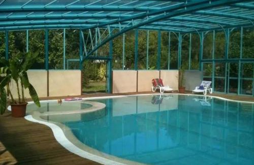 Monceaux-sur-Dordogne Other | Chalet 4 étoiles - Piscine - ef0c00