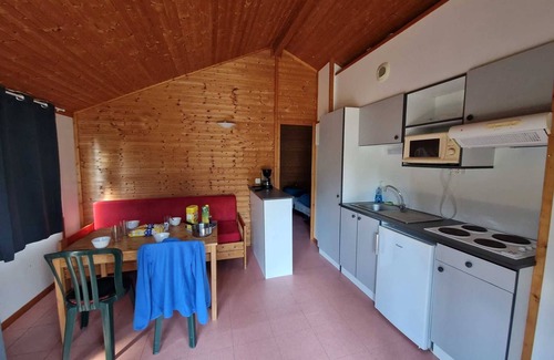 Saint-Geniez-d'Olt Ski Chalet | Chalet 4 étoiles - Parc aquatique - efah0g