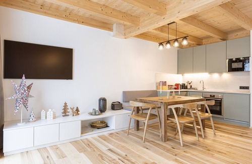 Schonberg Ski Chalet | Chalet #4 with 2 bedrooms and sauna