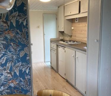 Schoonloo Ski Chalet | Chalet 426 met airco familiecamping de Tien Heugten Schoonloo Drenthe