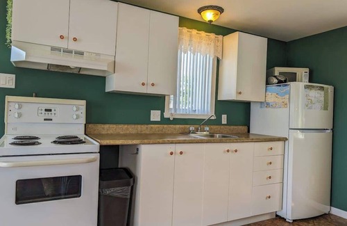 Cap-Saint-Ignace Ski Chalet | Chalet #9 Waterfront with Spa, Fireplace, Wifi & AC