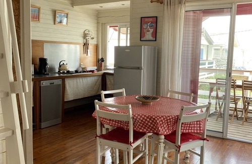 Gruissan Plage Ski Chalet | Chalet air conditioned Gruissan plage