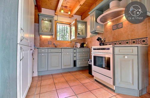 Ovronnaz Ski Chalet | Chalet Arwi, welcoming and familial