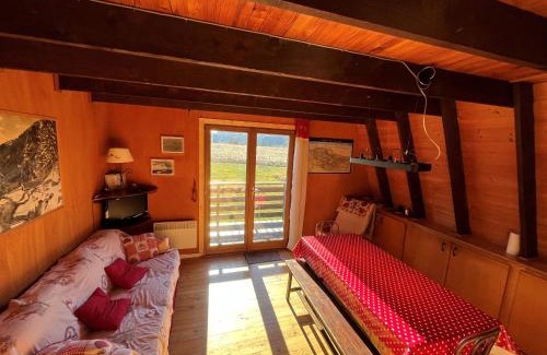 Lans-en-Vercors Ski Chalet | Chalet atypique plein de charme avec garage et balcon, idéal pour familles - FR-1-761-33