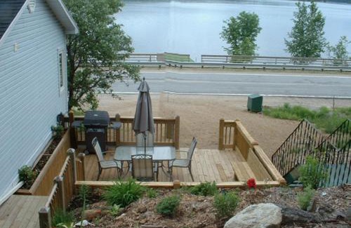 Lac Sainte-Marie Apartment | Chalet Bleu