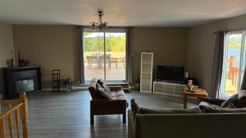 Lac Sainte-Marie Apartment | Chalet Bleu