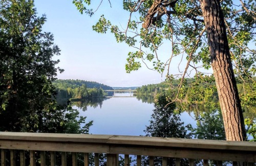L'lle-du-Grand-Calumet Cottage | Chalet Cadieux – Waterfront Getaway with Hot Tub, Views & Outdoor Adventures