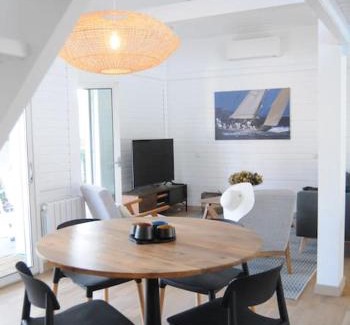 Gassin Ski Chalet | Chalet Californien, piscine privée, plage 5 mn !