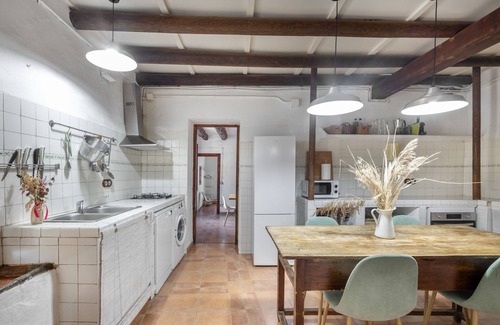 Dosrius Ski Chalet | Chalet 'Casa Om' with Mountain View, Private Pool and Wi-Fi