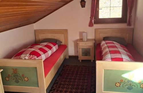 Radenthein House | Chalet Catton Four bedroom appartement near Bad Kleinkirchheim