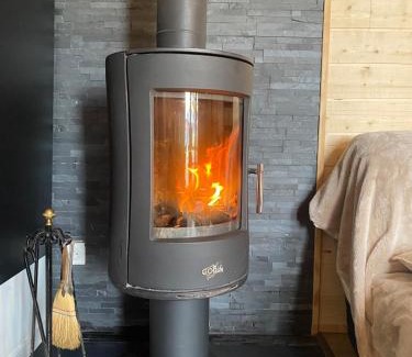 Laguiole Apartment | Chalet chaleureux et fonctionnel