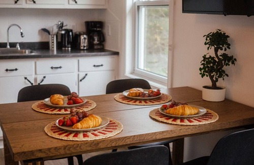 Saint-Tite-des-Caps Ski Chalet | Chalet Charlevoix - near Massif and Mont Ste-Anne!